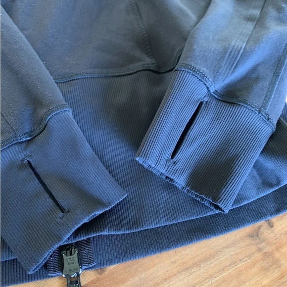 Lululemon Black Full Zip Jacket Women’s Size 6 athletic yoga running active - Picture 8 of 14